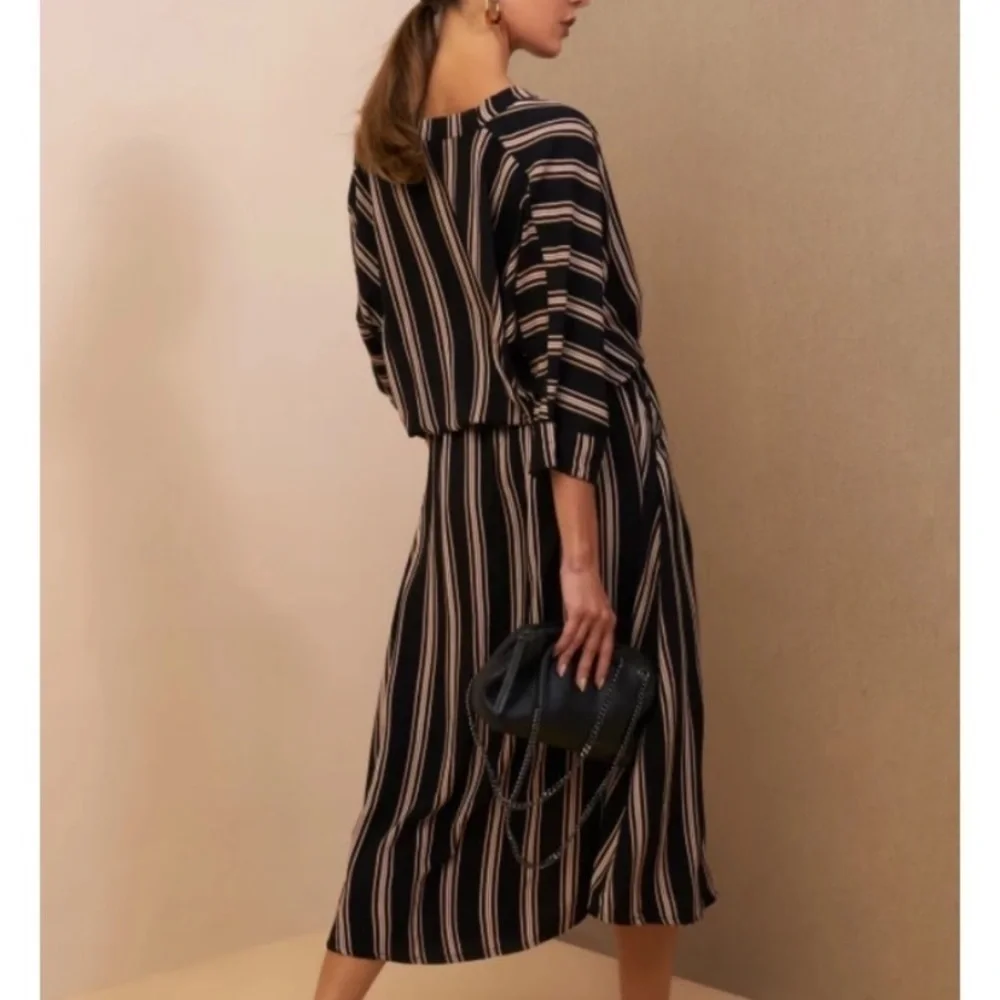 Kaftan Sexy V Neck Striped Midi Dress EUC